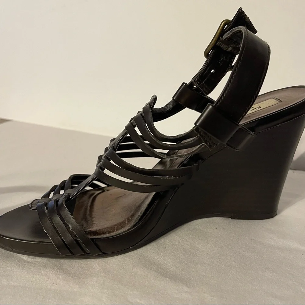 Simply Vera Dark Brown Sandals size 8M - Picture 2 of 4